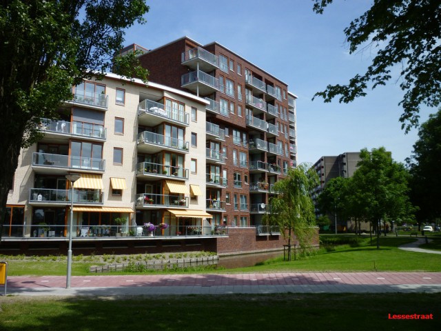 Lessestraat 354 - 