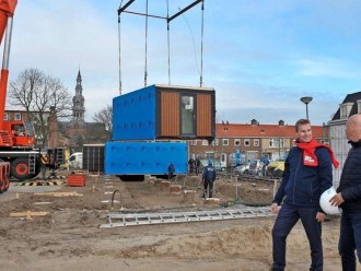 Wisselwoningen in de Bilderdijkstraat in Heemskerk geplaatst